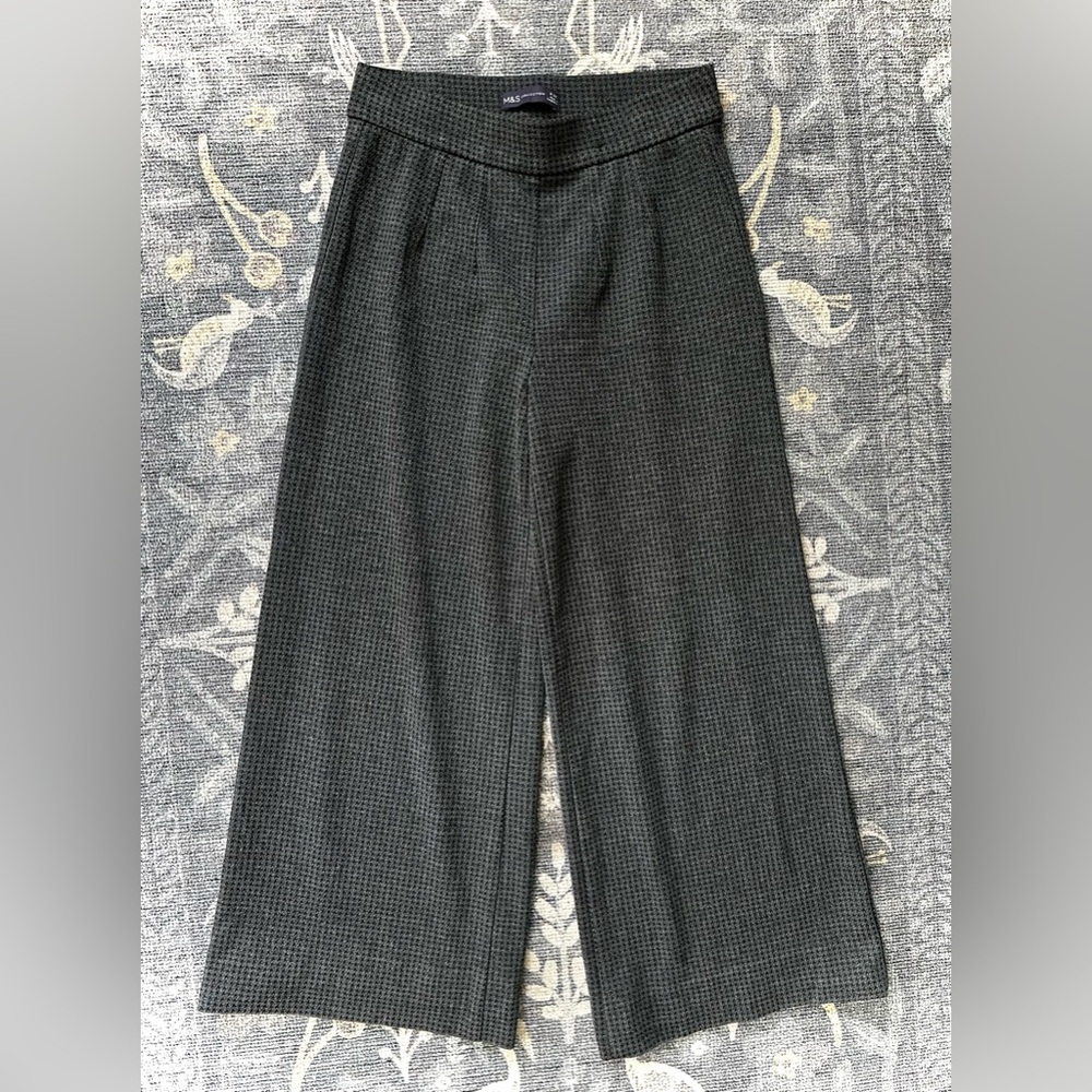 Marks & Spencer Wide Legged Cropped Pants